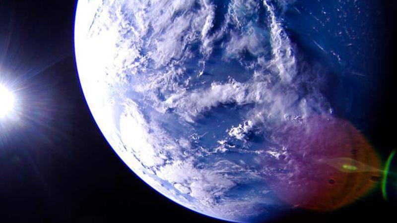 720 km hündürlükdən Yer kürəsinin ƏSRARƏNGİZ FOTOLARI çəkildi