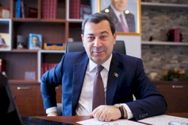 Səməd Seyidov Paşinyanı yıxdı-sürüdü: “Kişisənsə...”