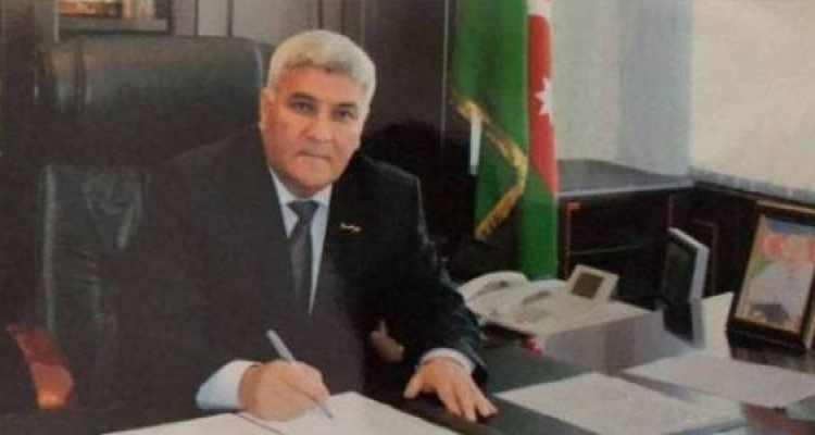 Saatlı icra başçısının oğlu dəbdəbəli həyat tərzini niyə reklam edir?.. - FOTOFAKT