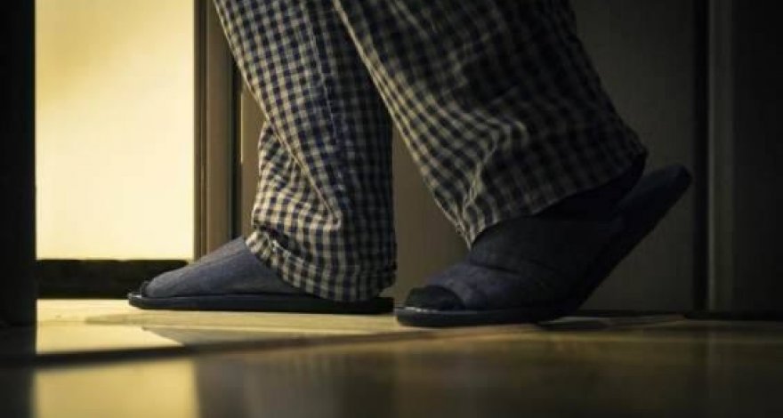 Ученые: ночные походы в туалет - признак опасной болезни