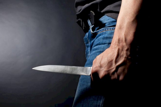 Üç aylıq hamilə arvadını bıçaqladı