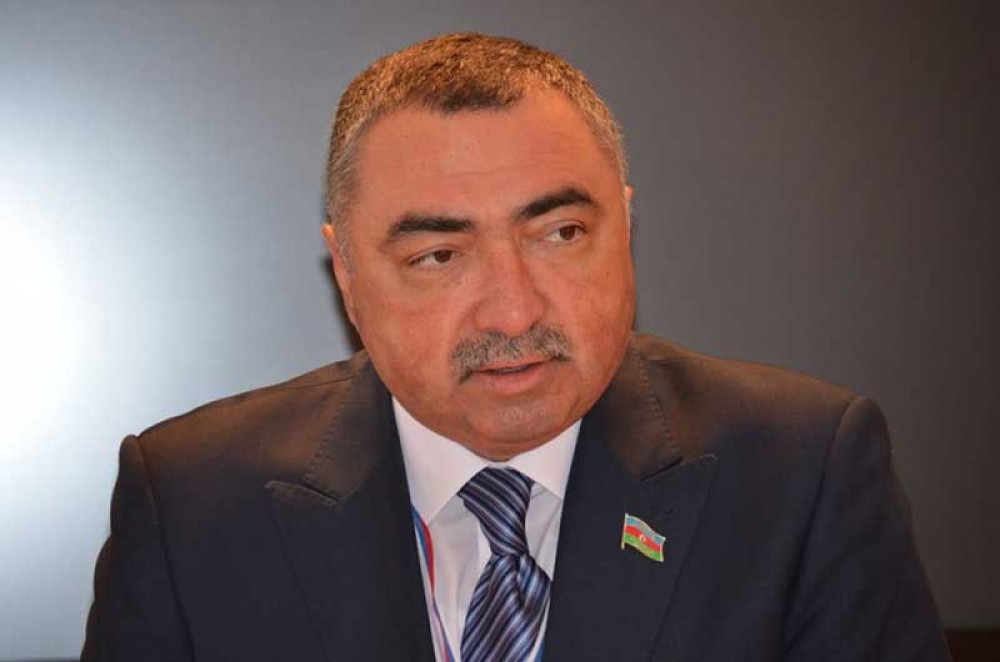 Oliqarx deputat Rüfət Quliyev yenə kəndlilərə məsləhət verdi: 
