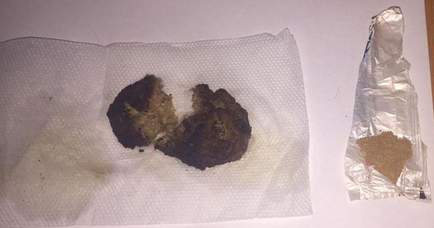 Qadın həbsdəki ərinə “narkotikli kotlet” gətirdi - FOTO