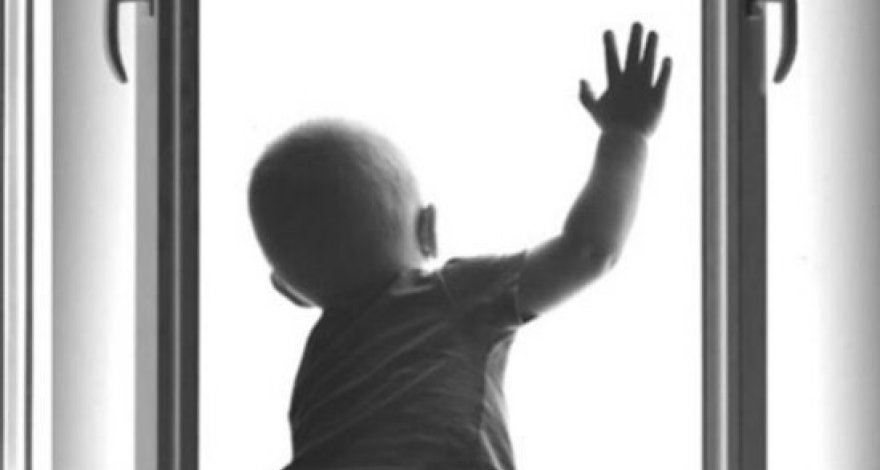 Четырехлетний ребенок упал со второго этажа