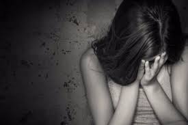 12 yaşlı qız məktəbin tualetində zorlandı — Azərbaycanda iyrənc HADİSƏNİN VİDEOSU