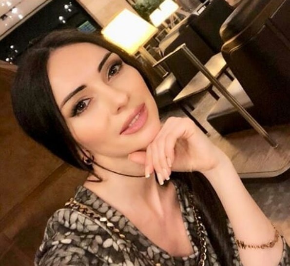 Gürcü qızı Manananın hər kəsdən gizlətdiyi fotoları üzə çıxdı-FOTOLAR
