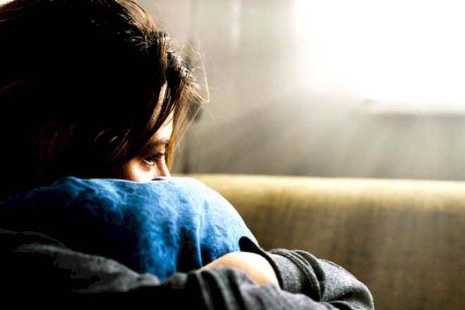 Bir gündə iki intihar: məktəbli qız və keçmiş məhkum özünü asdı