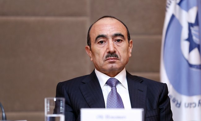 Əli Həsənov: Radikal müxalifət terror faktlarını dəstəkləməklə nə demək istəyir?