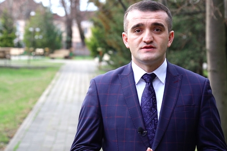 Əhməd Şahidov: “Bu cür davranış Azərbaycanın beynəlxalq təşkilatlardakı gücünü də artırır”