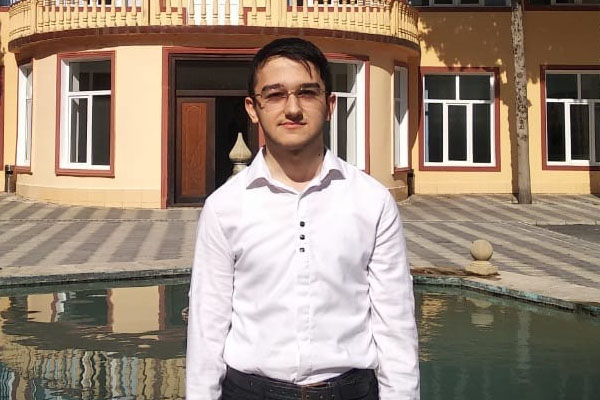 660 bal toplayan abituriyent görün haranı seçdi (VİDEO)