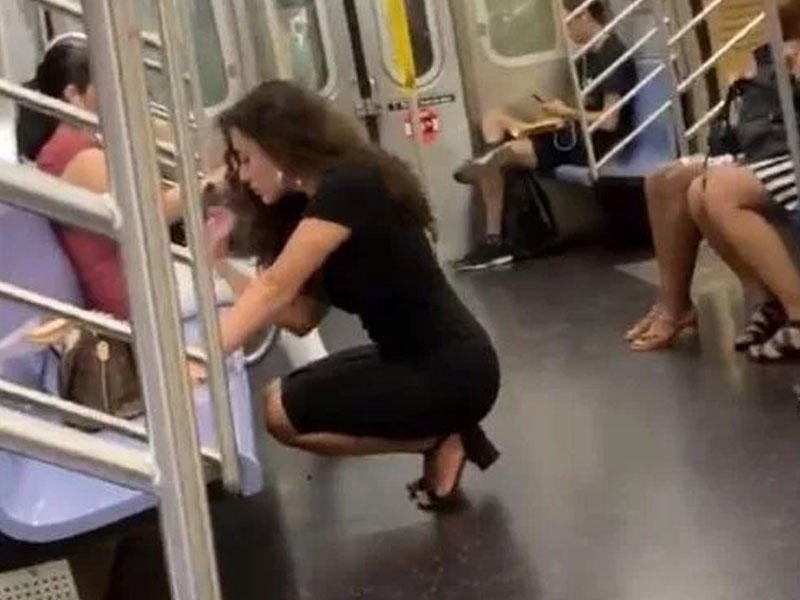 Metroda çəkdirdiyi fotolarla gündəm oldu - VİDEO - FOTO