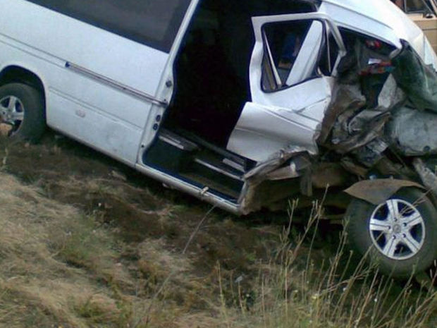 Hacıqabulda yol qəzası: yaralılar var - YENİLƏNİB + FOTO