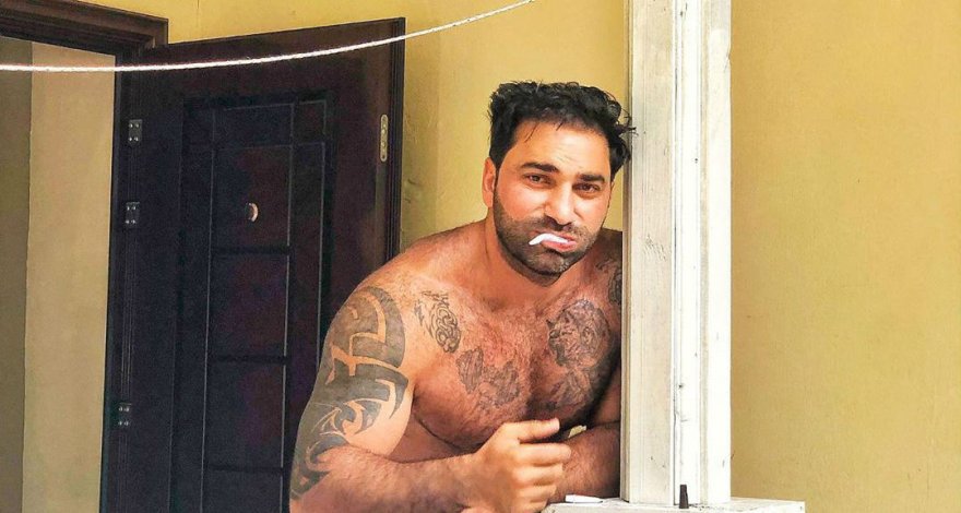 Камиль Зейналлы оскорбил сотрудниц женских салонов красоты - ФОТО