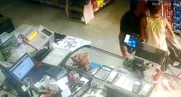 Marketə gedən 13 yaşlı qızı kişi zorla öpdü, daha sonra... - ANBAAN VİDEO