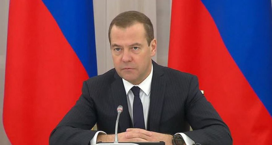 Дмитрий Медведев поздравил с днем рождения Мехрибан Алиеву