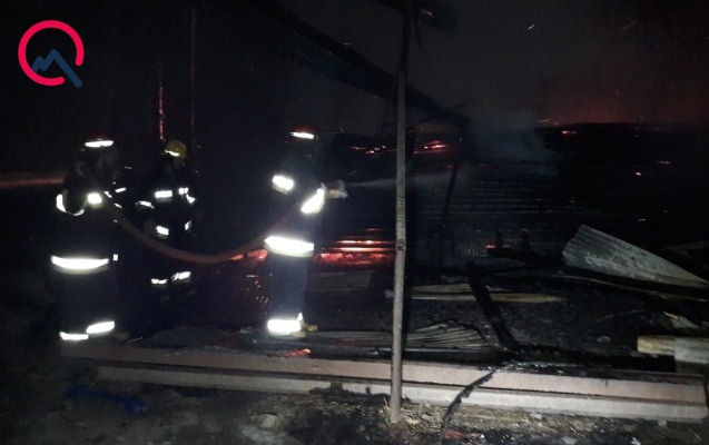 Gəncə taxta bazarında yanğın - Yenilənib + Video