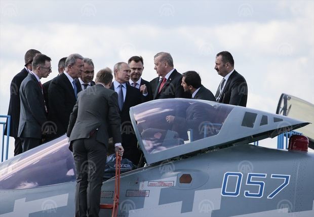 Путин показал Эрдогану новейший истребитель Су-57 - ФОТО