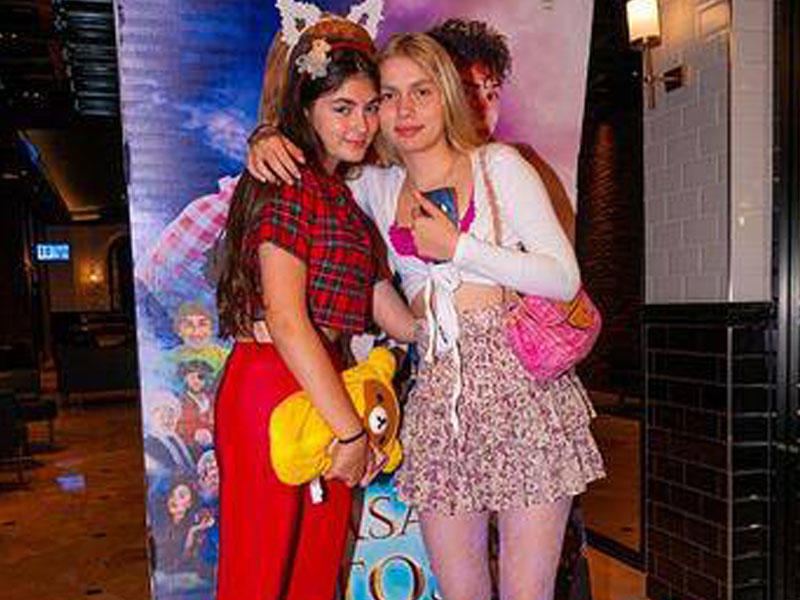 Aleyna bacısına ad günü keçirdi - FOTO