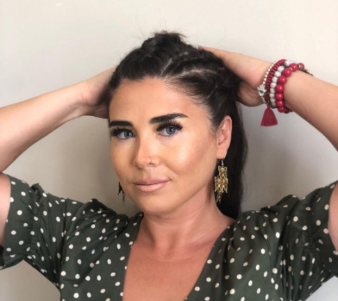 Elnarə Xəlilova görün hansı məşhurun bacısı qızı çıxdı - İLK DƏFƏ AÇIQLANDI - FOTO