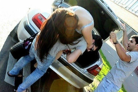 2 qardaş tələbə qızı qaçırıb bakirəliyini pozmaq üçün elə şey etdilər ki... - Azərbaycanda ŞOK OLAY