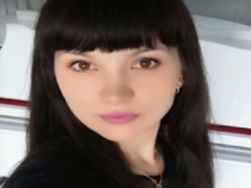 Deputatın 32 yaşlı arvadının başqa kişiylə YAZIŞMALARI YAYILDI