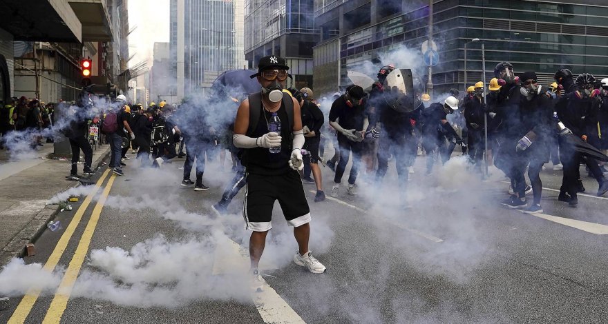 МИД Китая выразил протест Белому дому