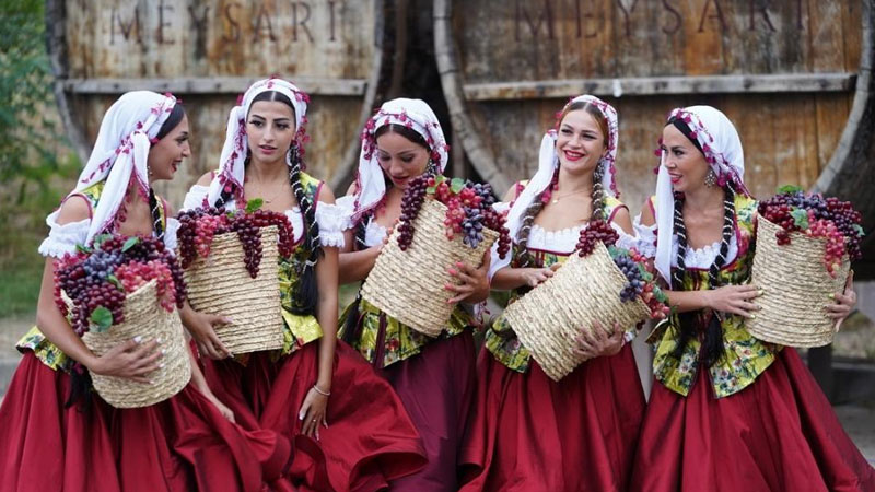 Şamaxıda Üzüm və Şərab Festivalının açılış mərasimi keçirilib (FOTOLAR)