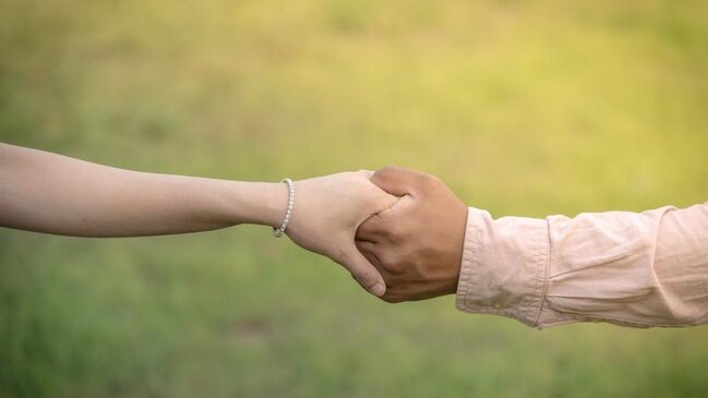 Səhər tezdən ailəli bacısını yad kişi ilə tutdu, sonra... - Azərbaycandakı olay HAMINI ŞOKA SALACAQ