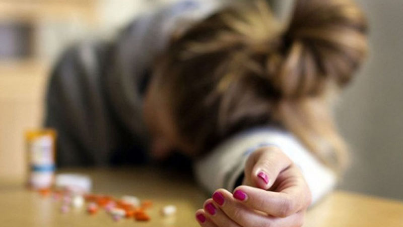 MİNGƏÇEVİRDƏ DAHA BİR ŞOK: Tələbə dərmandan zəhərləndi