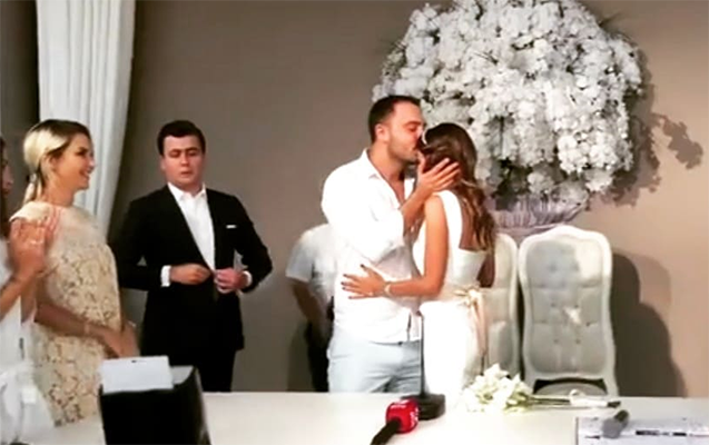 Canlı yayımdan çıxdı, evləndi - FOTO/VİDEO