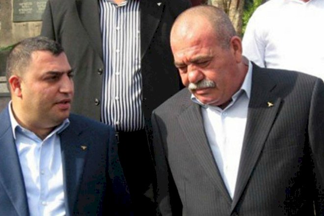 Erməni generalın harın oğlu silah çıxardı