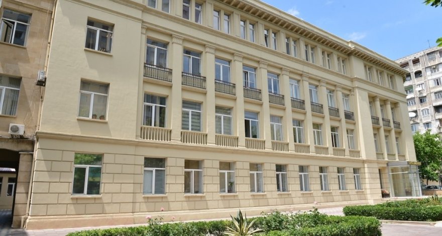 Минобразования: В 61 школу назначены новые директора