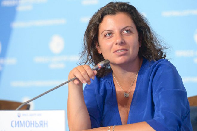 Erməni jurnalist bloka düşdü