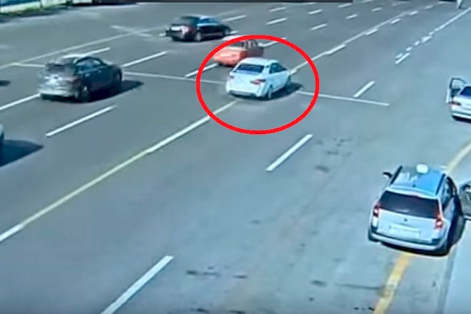 Polislər qaçırılan qızı belə xilas etdilər - Video