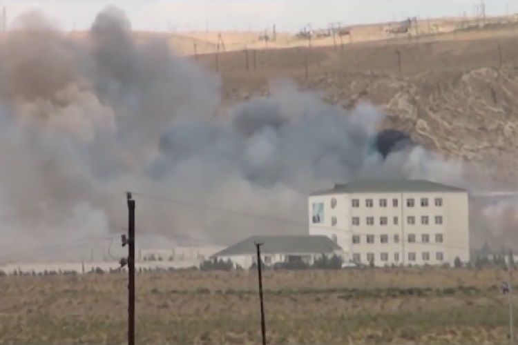 Silah anbarında PARTLAYIŞ - 4 hərbçi yaralandı