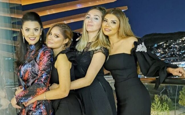 Nigar Camalın ad günündə hind rəqsi - Fotolar + Video