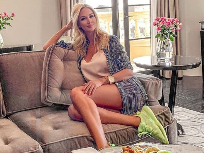 “İsti qarşılanmaya görə çox sağ olun” - Rusiya gözəli Bakıda - FOTO