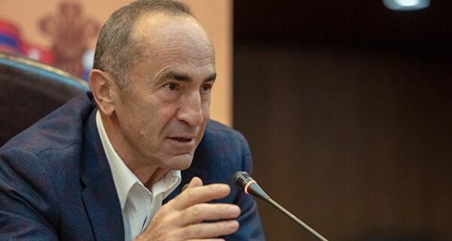 Суд в Ереване оставил под арестом экс-президента Армении Роберта Кочаряна