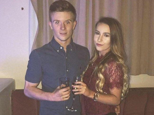 21 yaşlı futbolçu sevgilisi xəyanət etdiyi üçün özünü qatarın altına atdı