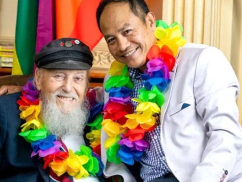 96 yaşlı müharibə veteranı arvadını boşayıb kişi ilə evləndi - Dünya təəccüb içində - FOTO