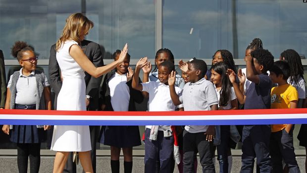 Washington Anıtı'nın açılışında Melania Trump - VIDEO