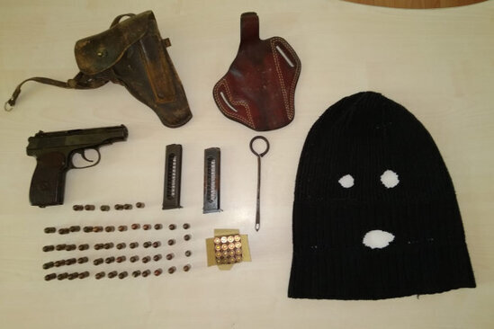 Azərbaycanda OLAY: Keçmiş məhkum polisləri tapança ilə hədələdi