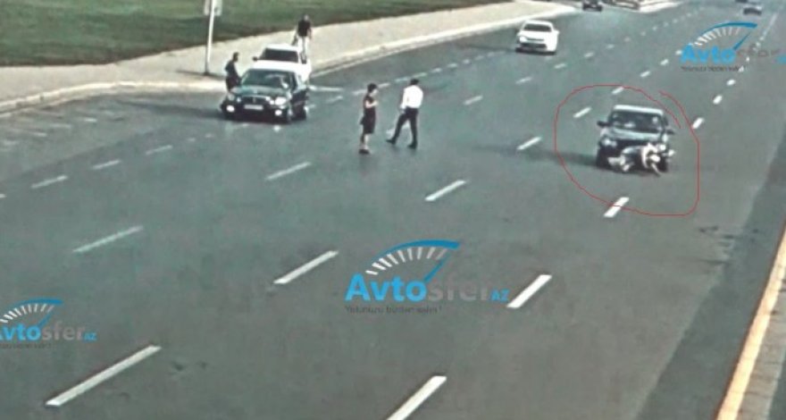 В Баку автомобиль раздавил пожилого мужчину - ВИДЕО