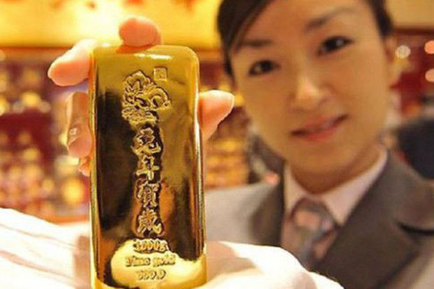 Китайский чиновник прятал в подвале 13,5 тонн золота — ВИДЕО