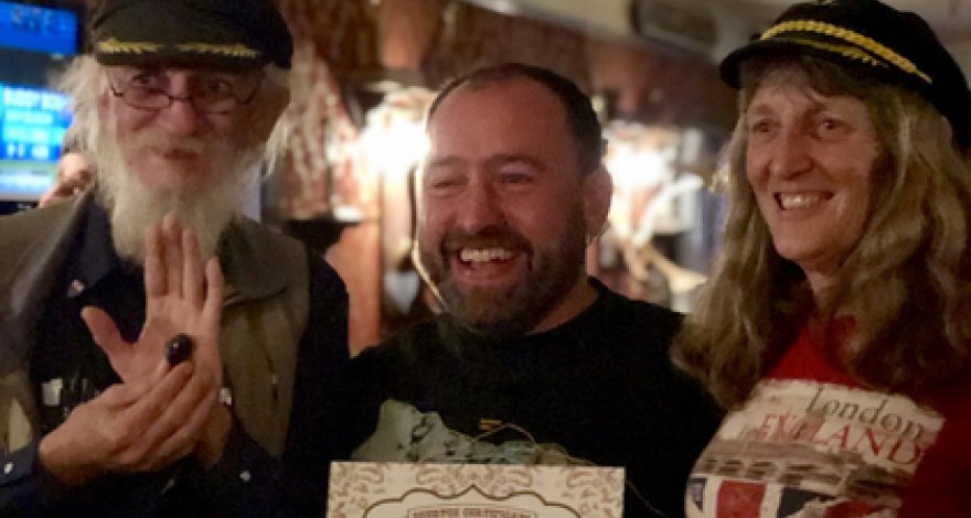 Бывший коммандос выпил коктейль со своим отрезанным пальцем