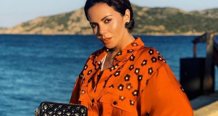 Настя Каменских показала фигуру в бикини – ФОТО