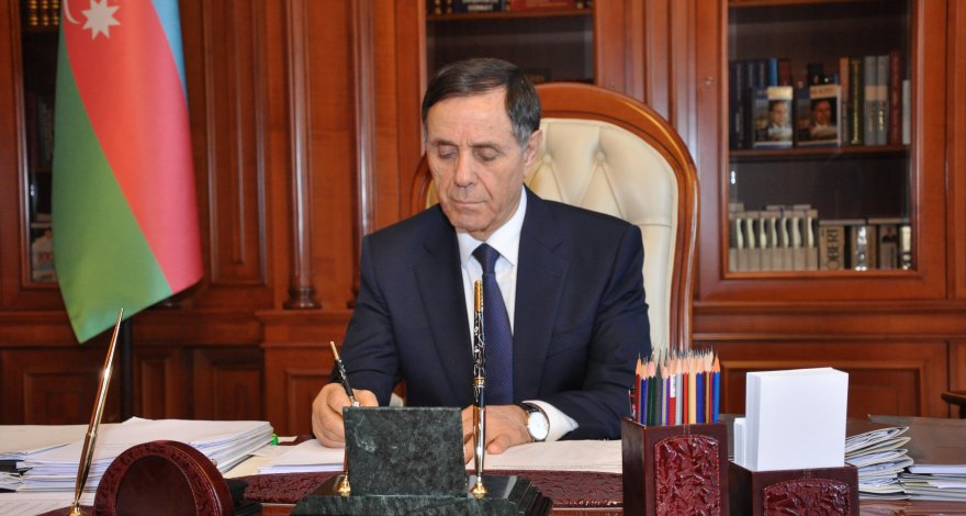 Новруз Мамедов выразил соболезнования в связи с кончиной Жака Ширака