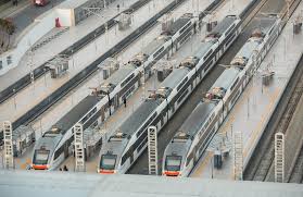 Dəmir yolu şəhərətrafı metro funksiyasını öz üzərinə götürə bilər - RƏYLƏR