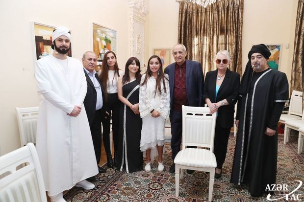 Leyla Əliyeva və Arzu Əliyeva “LEYLA. FONS VITAE” poeziya tamaşasının təqdimatında - FOTO