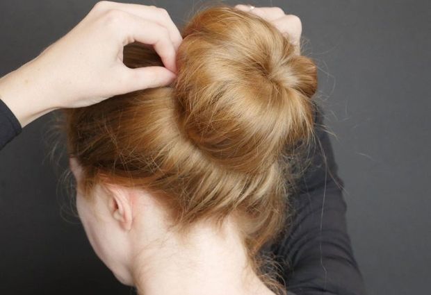 Qadın həbsdəki əri üçün saçlarında narkotik gətirdi - FOTO